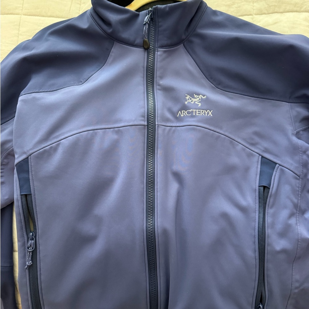 ARCTERYX Nylon Windstopper Soft Shell Jacket Large